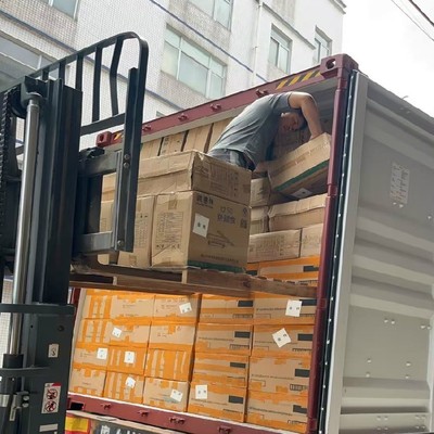 中國(guó)至馬來(lái)西亞國(guó)際物流專線 價(jià)格實(shí)惠的空運(yùn)與道路貨物運(yùn)輸方案